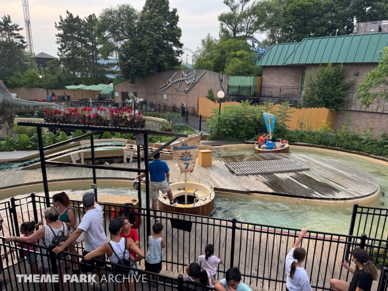 Les Explorateurs at La Ronde