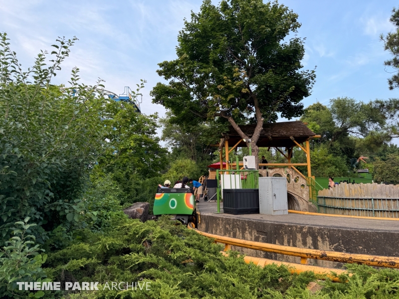 La Marche du Mille Pattes at La Ronde