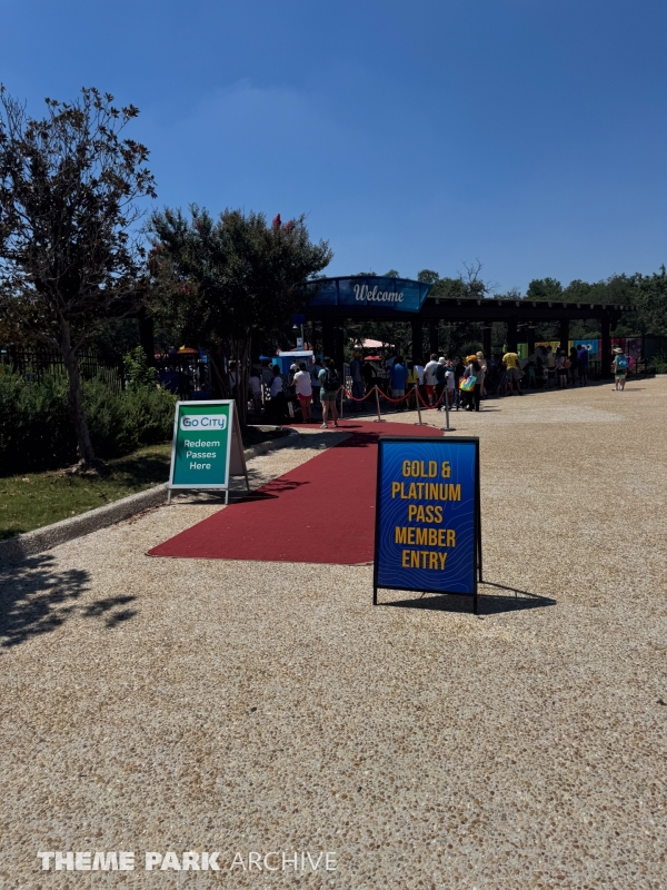 Entrance at SeaWorld San Antonio