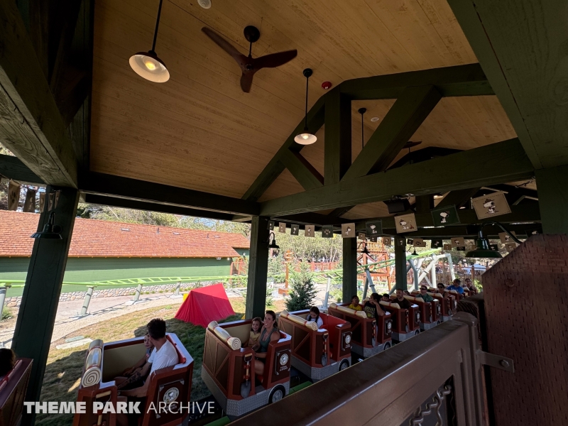 Snoopy's Tenderpaw Twister Coaster at Knott's Berry Farm