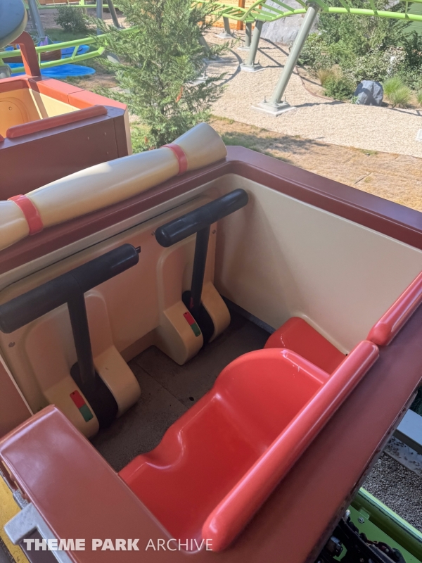 Snoopy's Tenderpaw Twister Coaster at Knott's Berry Farm