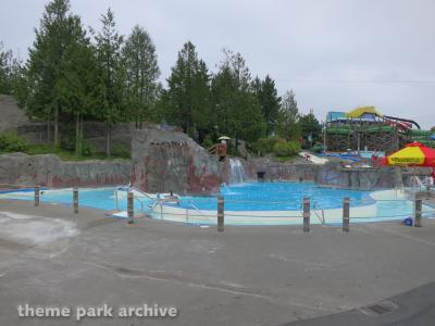 Wild Waves Theme Park