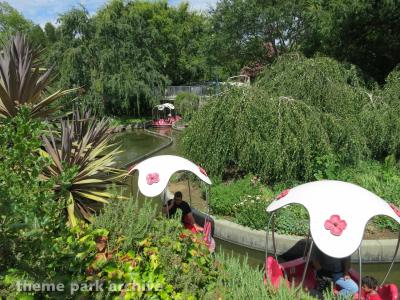 Rainbow Garden Round Boat Ride