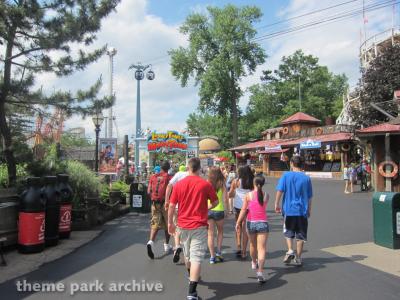 Six Flags New England