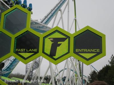 Fury 325