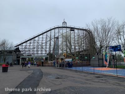 Six Flags Darien Lake